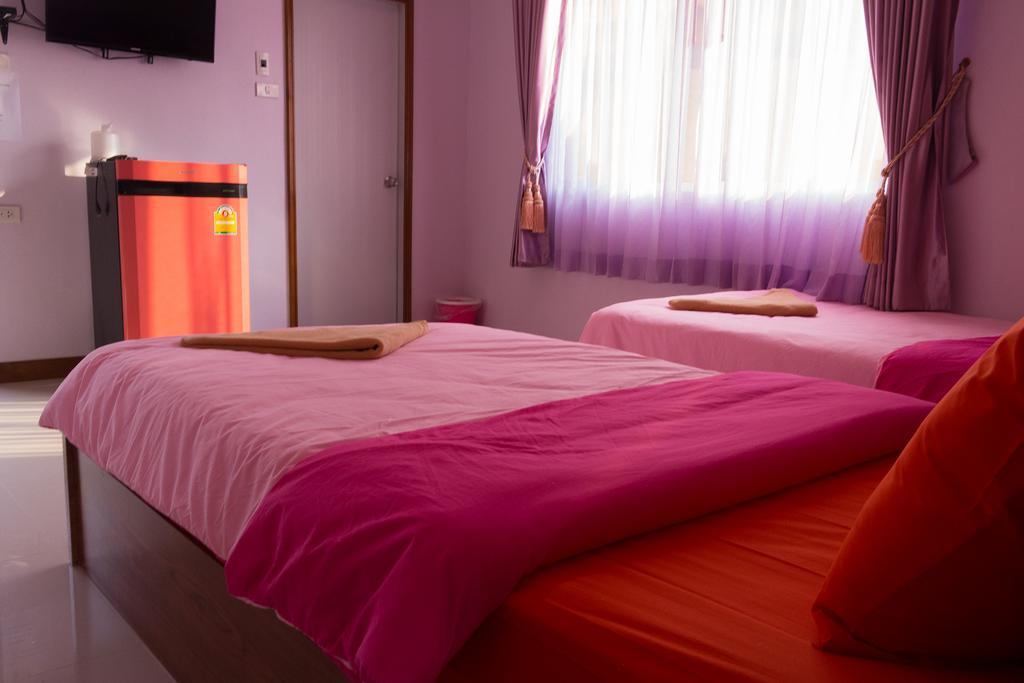 Rak Ban Kerd House Ξενοδοχείο Ko Si Chang Δωμάτιο φωτογραφία